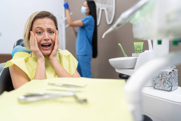 Best Emergency Dental Care for Broken or Chipped Teeth in Lone Tree, IA